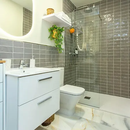 Wehostcostaluz Le Petit Palace Catedral Con Parking Gratuito Apartment Jerez de la Frontera
