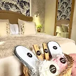 Wehostcostaluz Le Petit Palace Catedral Con Parking Gratuito Appartamento Jerez de la Frontera