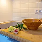 Wehostcostaluz Le Petit Palace Catedral Con Parking Gratuito