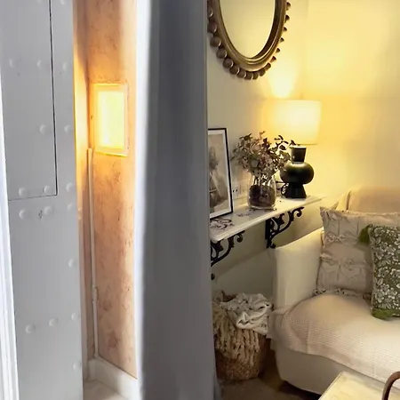 Wehostcostaluz Le Petit Palace Catedral Con Parking Gratuito * ヘレス
