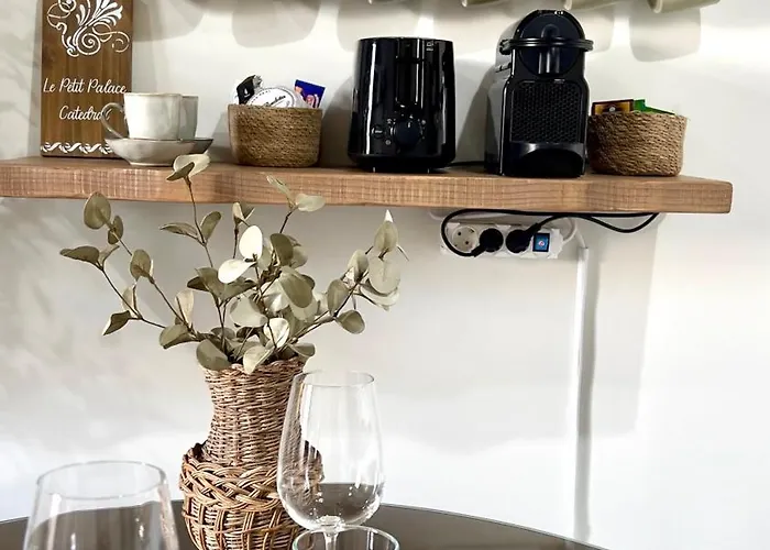 Wehostcostaluz Le Petit Palace Catedral Con Parking Gratuito Lägenhet