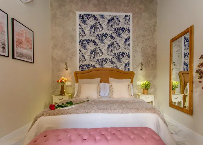 Wehostcostaluz Le Petit Palace Catedral Con Parking Gratuito Lägenhet *