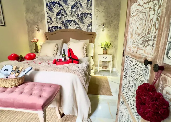 Wehostcostaluz Le Petit Palace Catedral Con Parking Gratuito Jerez de la Frontera