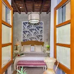 דירה Wehostcostaluz Le Petit Palace Catedral Con Parking Gratuito