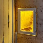 Wehostcostaluz Le Petit Palace Catedral Con Parking Gratuito חרז