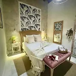 Wehostcostaluz Le Petit Palace Catedral Con Parking Gratuito דירה *