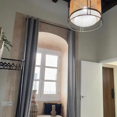 דירה Wehostcostaluz Le Petit Palace Catedral Con Parking Gratuito *