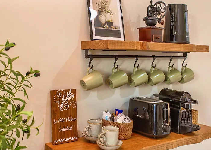 Wehostcostaluz Le Petit Palace Catedral Con Parking Gratuito شقة جيريز