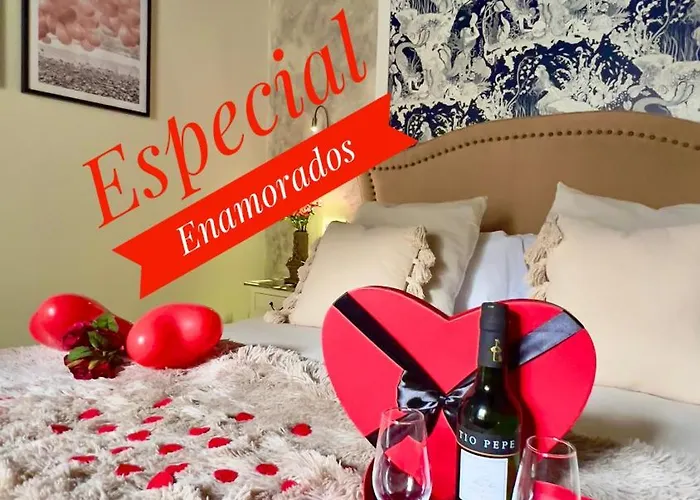 Wehostcostaluz Le Petit Palace Catedral Con Parking Gratuito جيريز